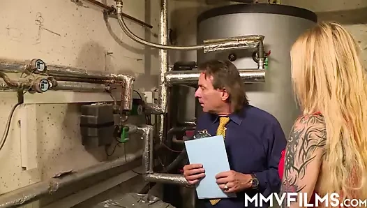 avrupa bebeğim alır göt fucked tarafından pis tesisatçı