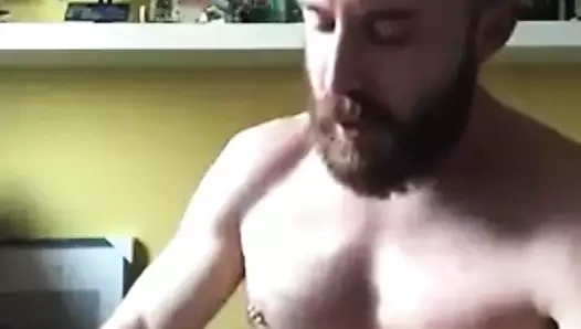 kendini emen iri parça