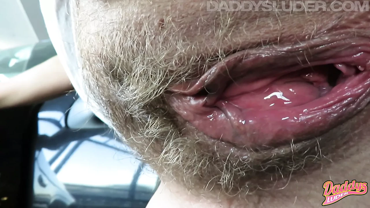 Premium Pisshole Pees In The Parking Garage L Step Daddys Luder Closeup Closeup Porn (Uncut) - USA Special