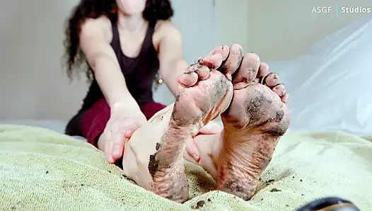 Bb'nin seksi kirli ayakları