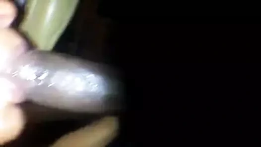 Carmella siyah ejderha için ağlıyor