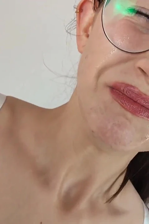 Shana için saç fırçası şaplak