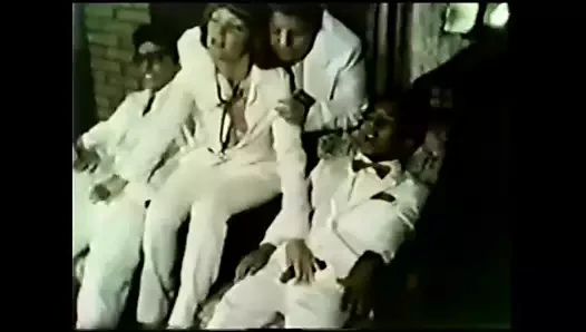 CHUMBINHO BRAZIL PORN - O Analista De Taras Deliciosas 1984