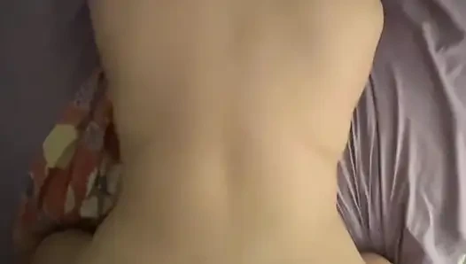 Amatör itaatkar seks doğal memelere boşalıyor