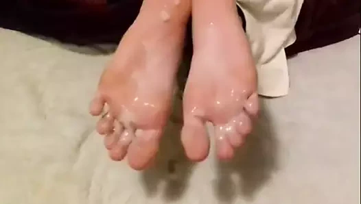 Ayaklar üzerinde benim tabanlar sonia mor boşalmak büyük yük ile oynama