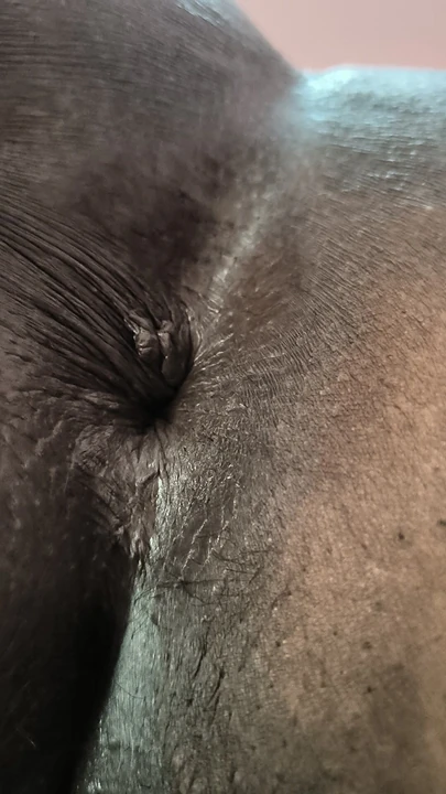 Amcık teyze parmakla sikişiyor