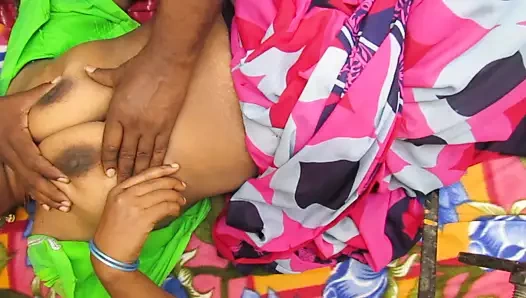 Sıcak tamil milf masaj ve boob fuke