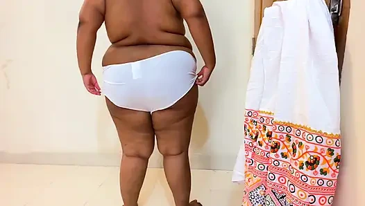 Hintli Müslüman 18 yaşındaki yeni evli yenge fildişi tarafından sikiliyor