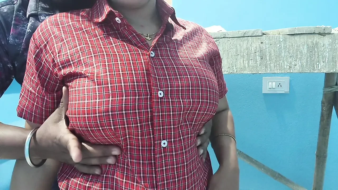 My best friend fucked me hard when we are alone at school home