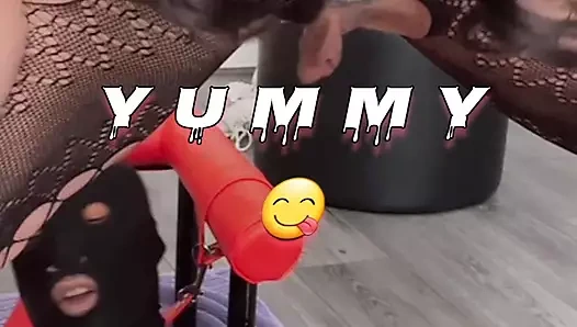 Nicole Dupapillon İngiltere'nin en uzun dudaklı - kraliçe dölünü istiyor