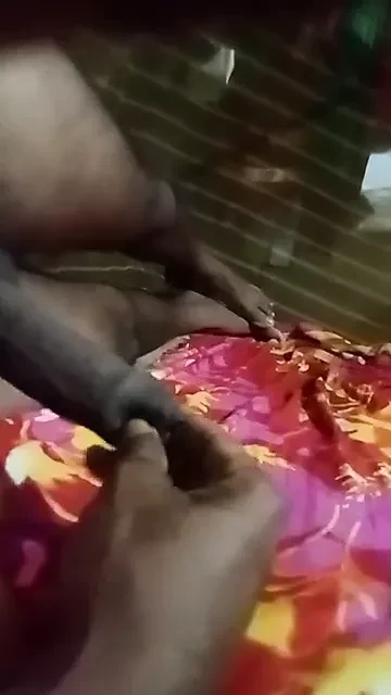 Hint boğa handjob