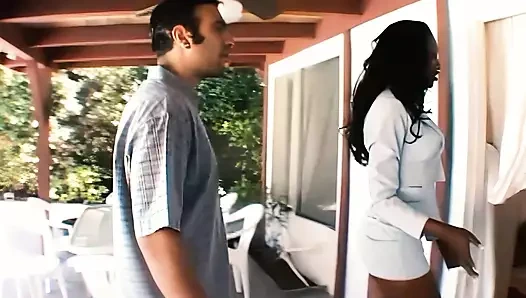 Nyomi banxxx bir yarak düşkünü orta yaşlı seksi kadın