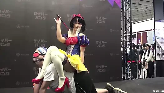 Çinli kadın egemenliği