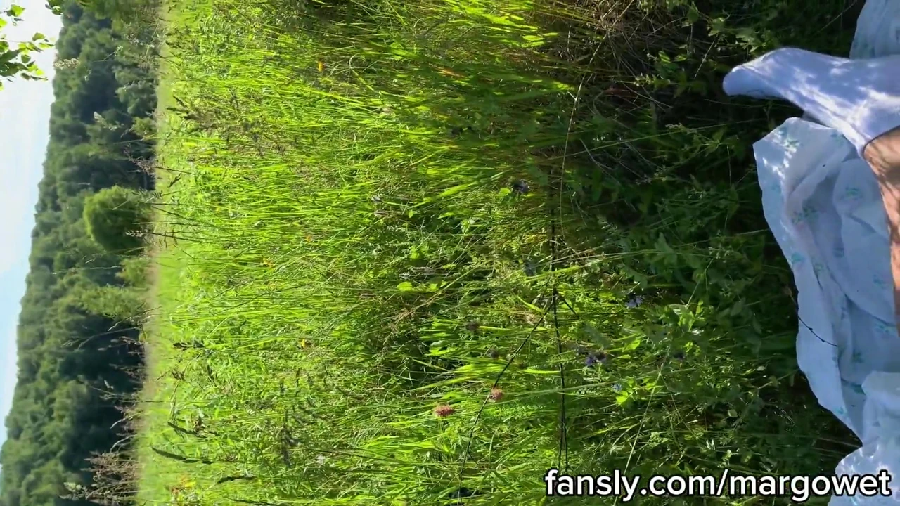 Outdoor Mutual Masturbation – Passionate Handjob Until He Cums Hard on His Knees