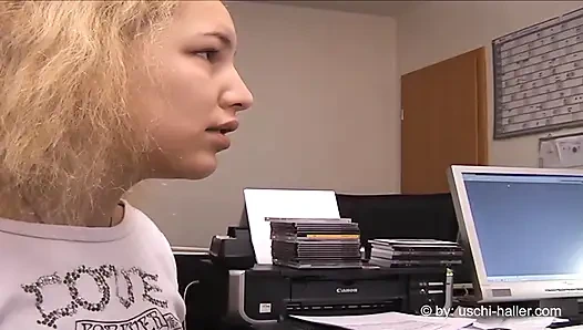 [sahne arkası] Genç nathalie grup seks partisine hazırlanıyor