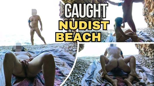 Flashing my pussy in front of a guy in public nudist beach and he FUCKS me and gives BLOWJOB - It's very risky - MissCreamy