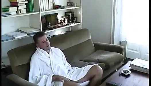 Kızıl saçlı kız masajdan sonra büyük yarağa biniyor