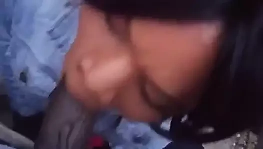 Tranny adlı kırmızı emme benim çük bölüm 8