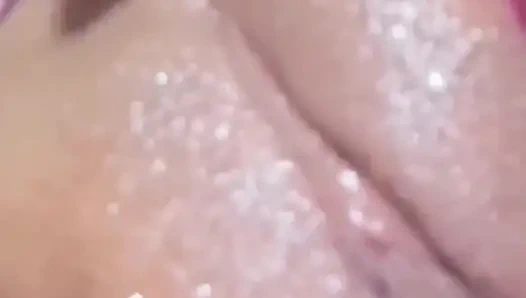 Kolombiyalı kadın kendine lezzetli bir şekilde dokunuyor