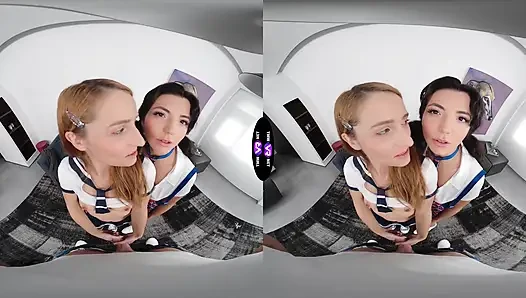 Mini mitzi lucianna luci'yi üçlü striptiz ve çifte oral seks eğlencesi için davet ediyor - tmwvrnet