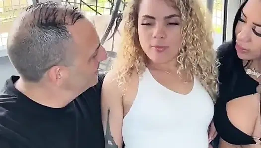 Çörekimi nasıl yediğini görmek ister misin? ---- amcığımı nasıl yediğini görmek ister misin?