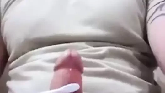 Squaddie toothbrush cum