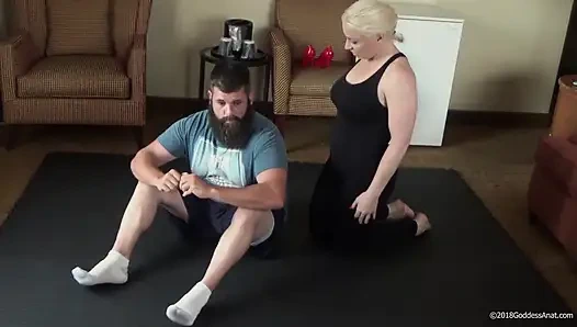 St. Louis Knockout! Tanrıça Domine ediyor ve Frank Snores