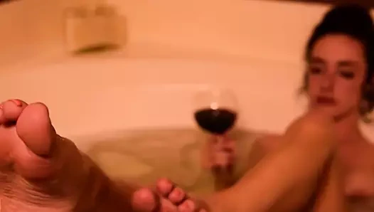 Ayak tabanlarımı yala