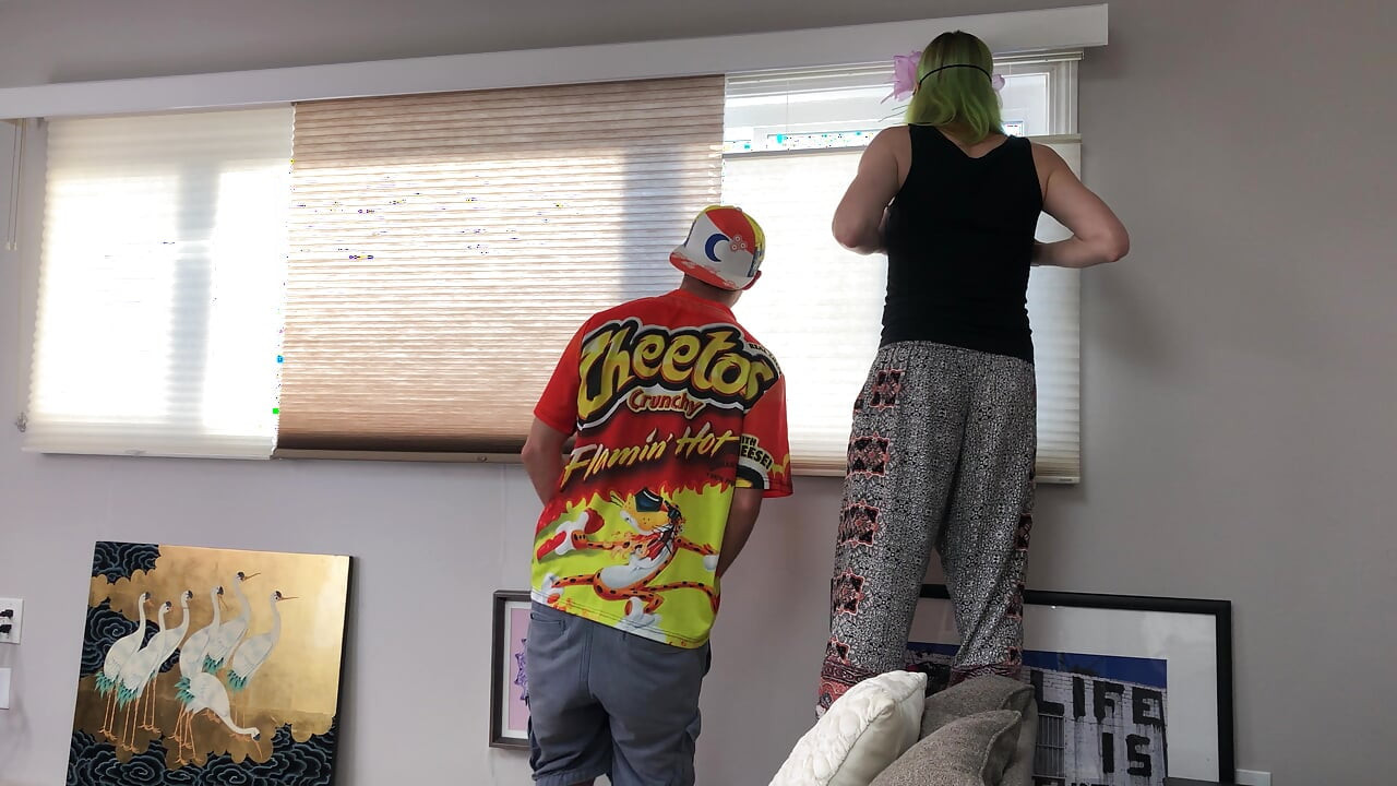 Peeping Couple