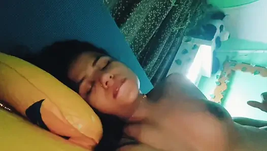 Возбужденная жена Latika Kiss романтика