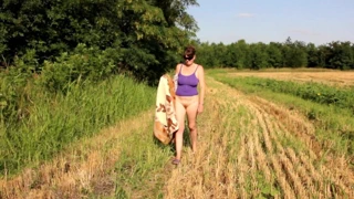 Eb çıplak poz içinde alanında