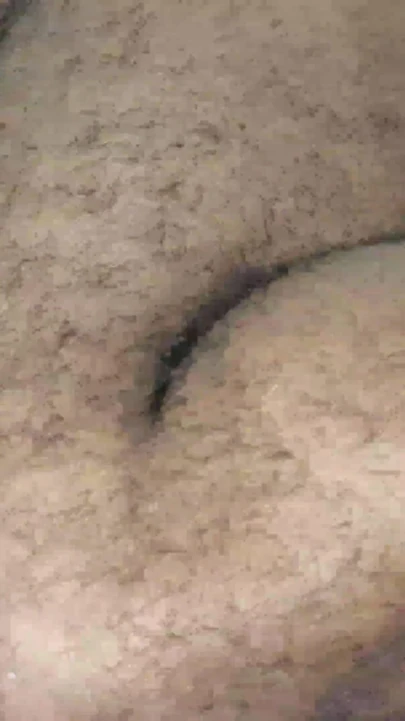 Znajduję moją napalona macochę w pokoju porno w Indiach | Klip 1