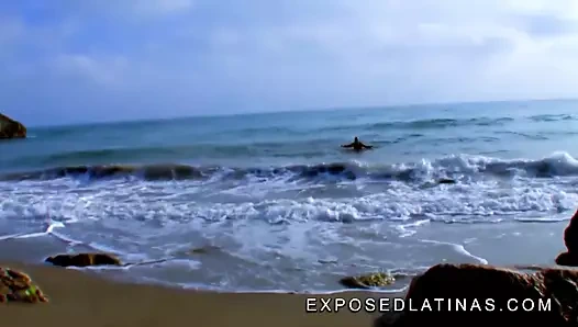 Sarışın latina becerdin içinde the göt at the plaj tarafından telli adam