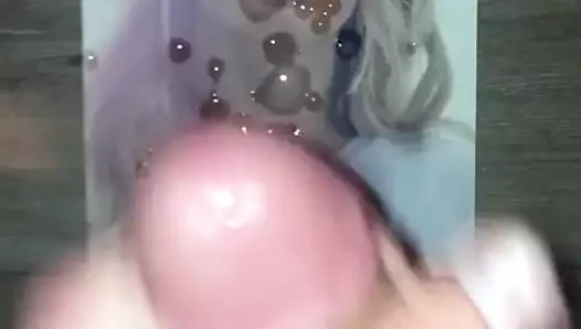 Zara larsson boşalma anısına