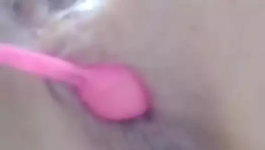 Yakın ve kişisel olarak, ne yapabileceğimi görmeni istiyorum.