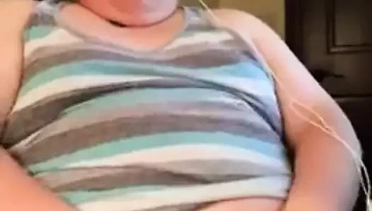 Şişman Asya twink mastürbasyon tekrar