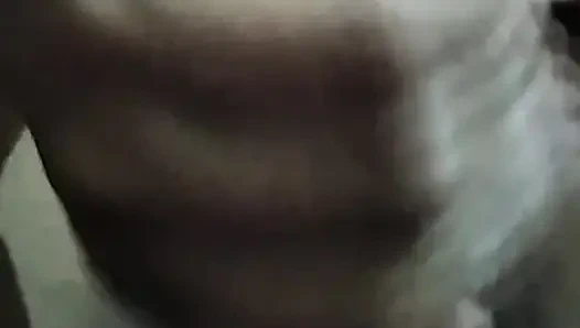 Bir komşus un karısı binmek istiyor