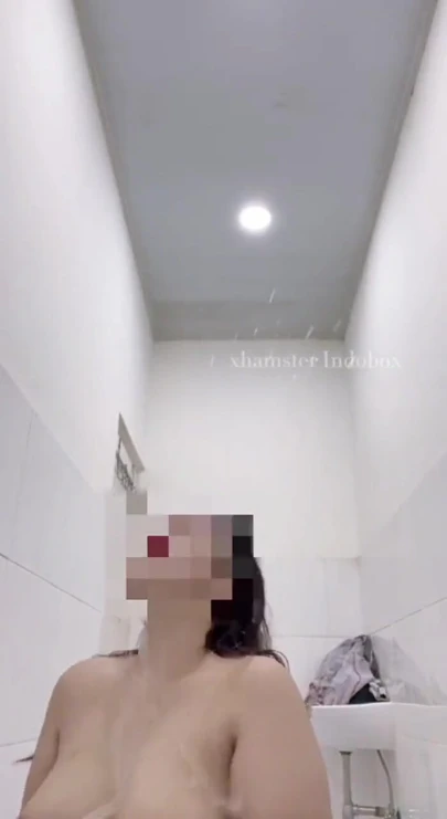 Yalnız Teyze Michelle çok eğleniyor! | Klip 1