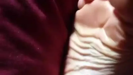 kırmızı ayak ile ayak tease