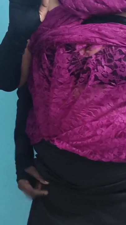 Tamil müdür evli kadın doğum günü şirket personeliyle aldatıyor, desi teyze romantizm seksi, mallu teyze domaltmalı | Klip 1