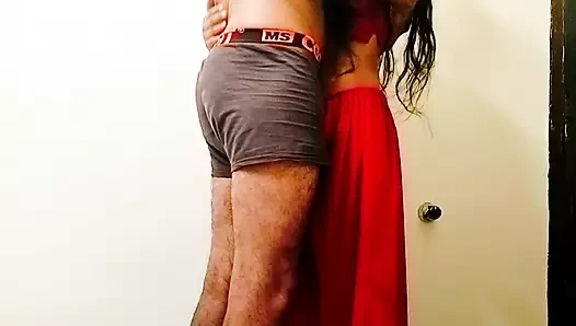 Hintli üniversiteli kız üniversite odasında öğretmenle viral mms videosu