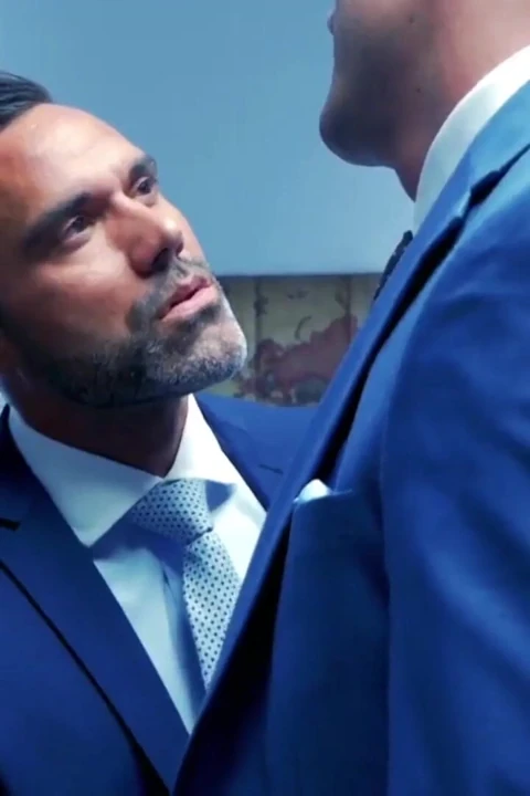 Menatplay - baskın patron Manuel Skye anal johan kane'i sikiyor