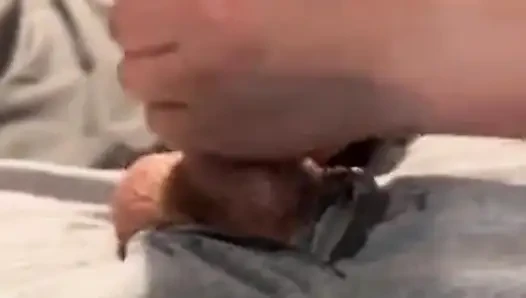 Üvey annem ev işlerimi bitirdikten sonra beni mastürbasyon yapıyor, ücretsiz kullanım