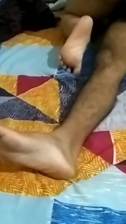 Yenge ko ghar bula kr seks adım sikhaye. | Klip 1