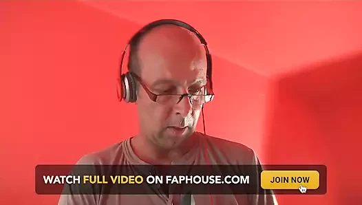 Esmer kızlar oyuncu seçmelerinde sikiliyor ve amcık yalıyor