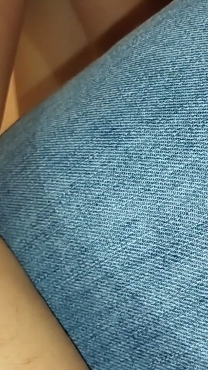 Amatör orta yaşlı seksi kadın amcık, büyük göt, büyük memeler. Seksi anne külotlu çorap deniyor. Seksi esmer soyunma odasında kıyafetlerini deniyor. | Klip 1