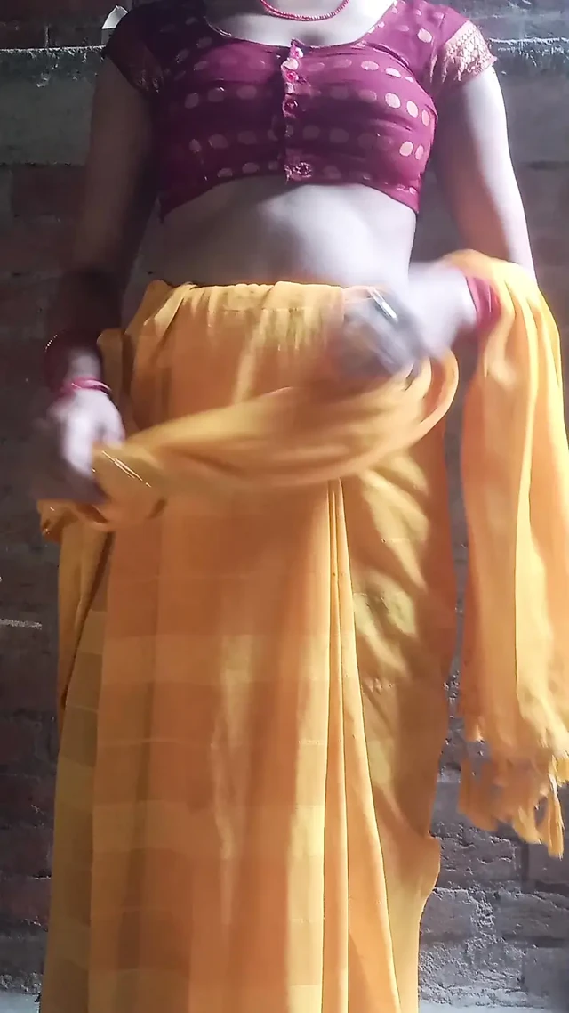 Sauteli bahan ki Uske sautele bhai dwara jordar chudai Hui usne Sare bhi pahani thi