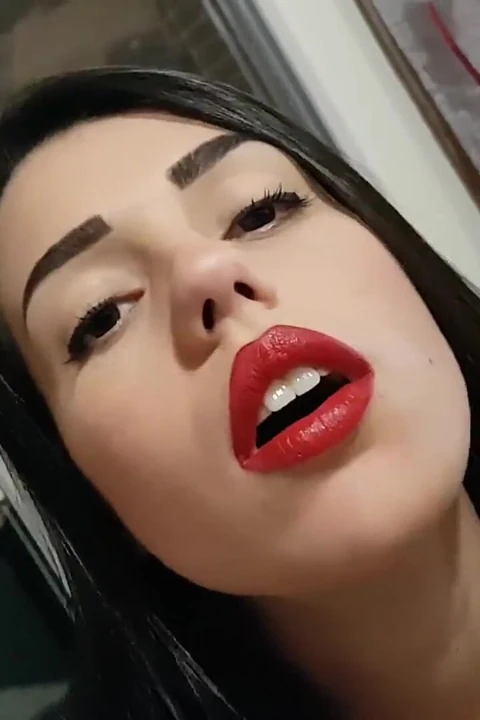Olağanüstü İtalyan piliç purolara bayılıyor