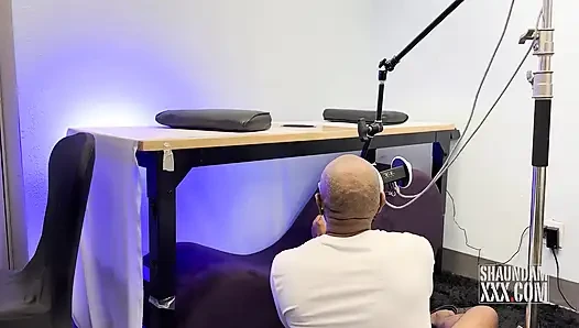 Kamera arkası sağım masası bayan lorreign