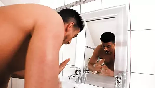 Sıcak civcivler zevk bir dev horoz içinde üçlü sahne